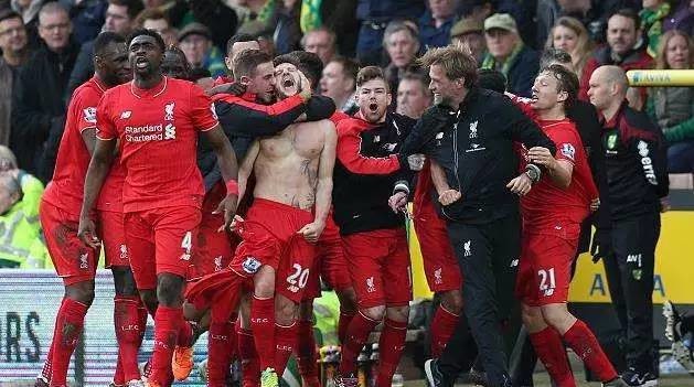 NBA-湖人胜老鹰 詹姆斯单臂爆扣